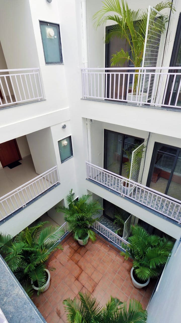 Green courtyard inside Green Leaf Residency